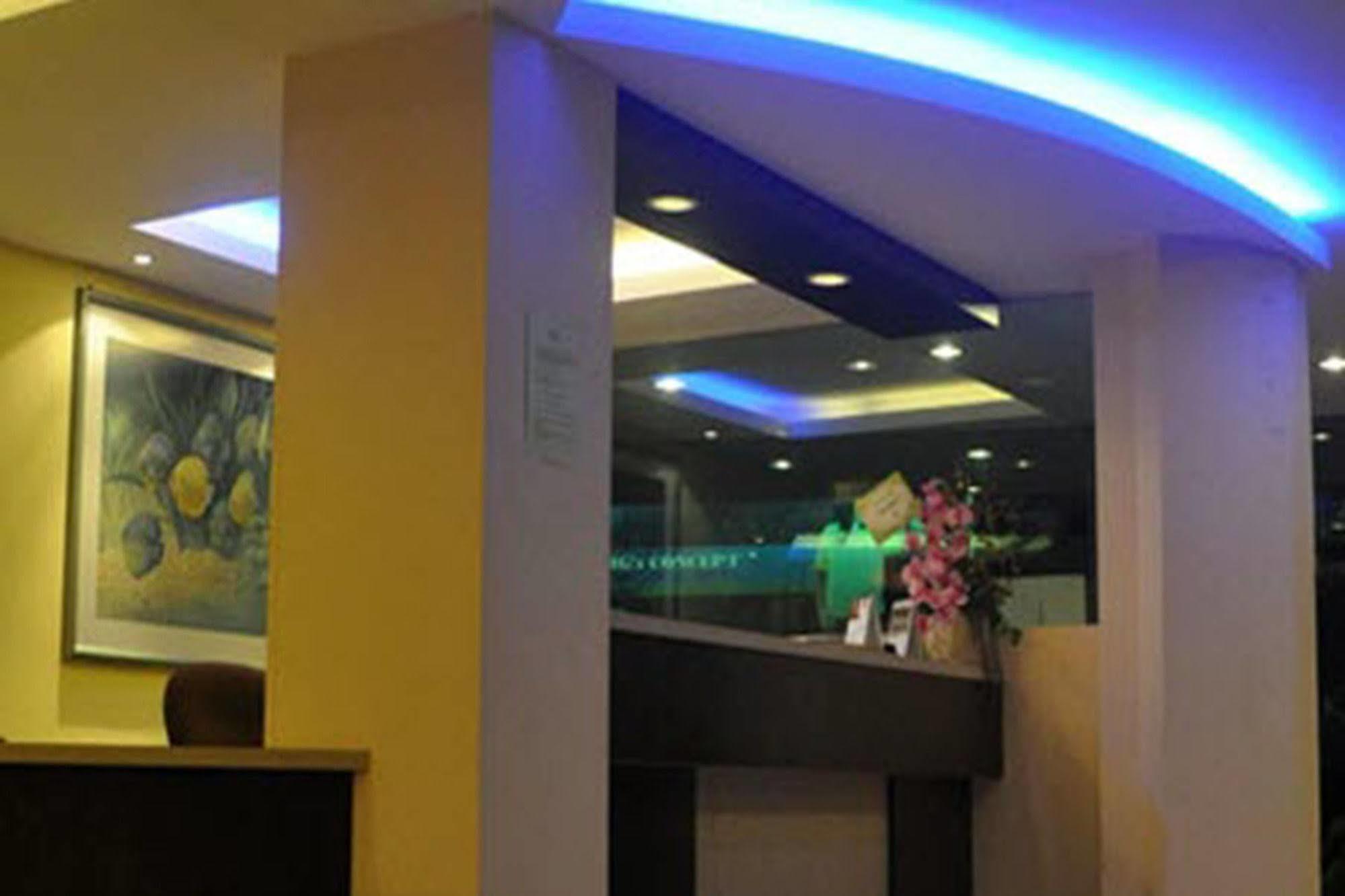 Golden Bay Hotel Malacca Eksteriør bilde