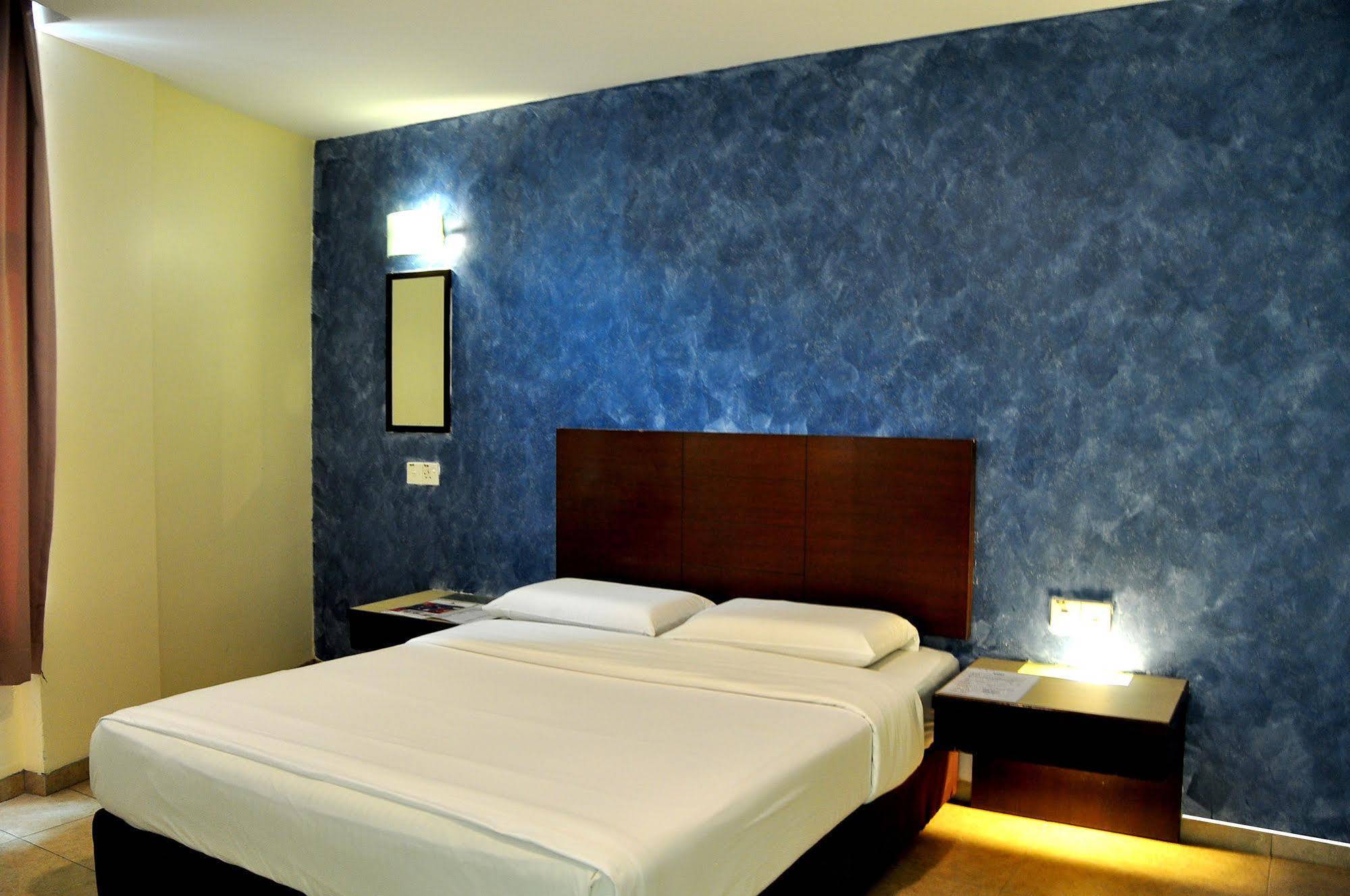 Golden Bay Hotel Malacca Eksteriør bilde